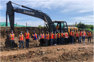 nuevos operadores en el manejo de excavadora hidraulica portada