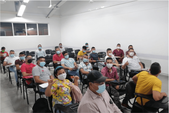 formacion-en-aula-retrocargador-2