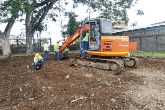 pausas-activas-inspeccion-de-maquinaria-14